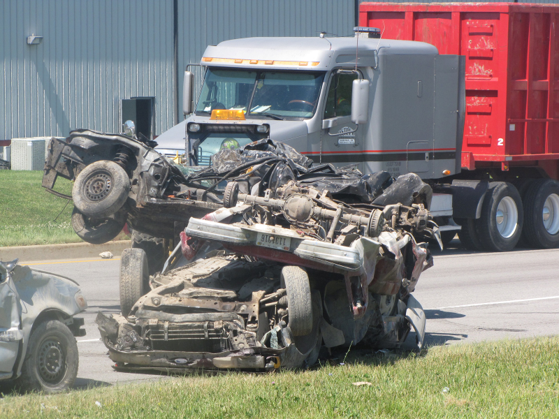 Illustration for article titled How did no one die in this horrific crash?